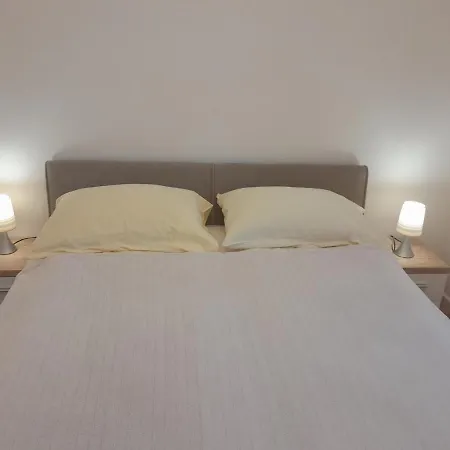 Apartment 4u